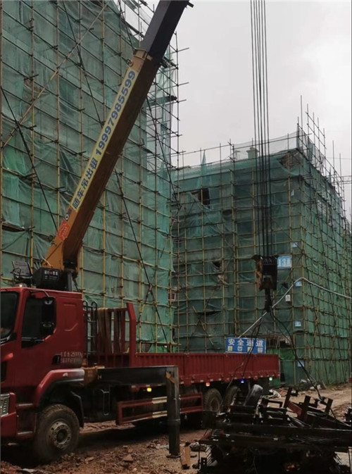 廉江市“慢工细活”—— 吊车的 “微动控制” 技术